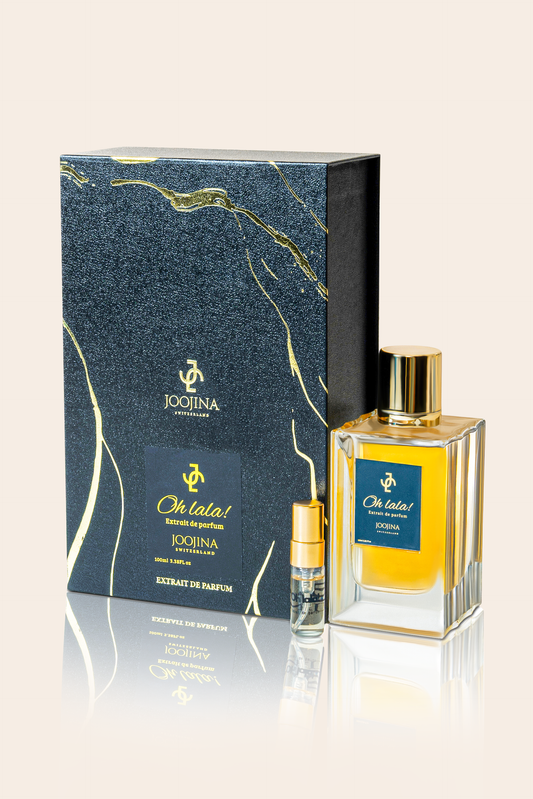 JOOJINA Oh Lala! extrait de parfum beside its black and gold gift box, with the 3 ml trial sample